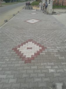 7. Vibro-presovana bahaton,betonska ploca,kocka model Kost