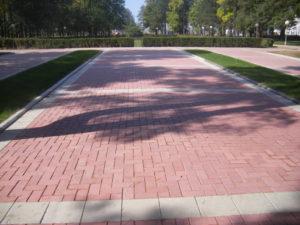 27. Behaton/betonske ploce Sumarice-Kragujevac.